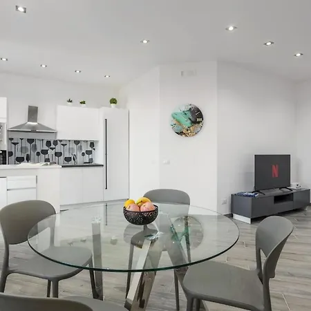 Erasmo Luxury ,centro Storico