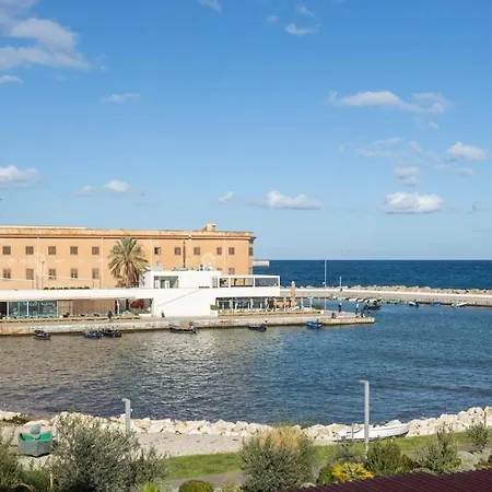 Erasmo Luxury ,centro Storico Apartment Palermo