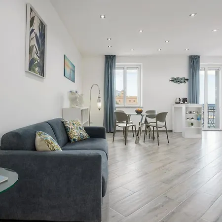 公寓 Erasmo Luxury,